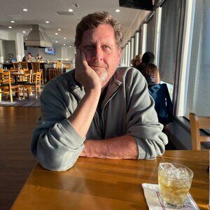 Meet your Posher, Thomas